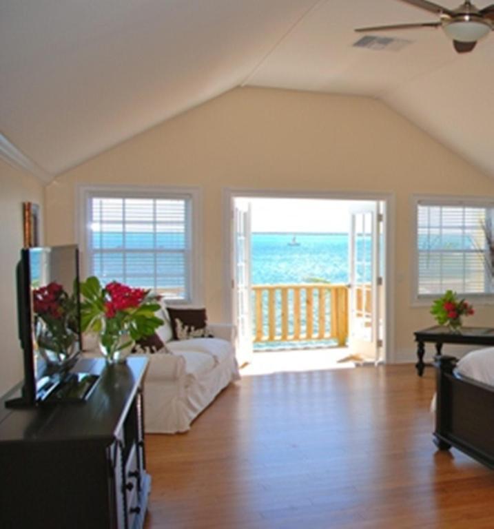 Bluff House Beach Resort & Marina Green Turtle Cay Kamer foto