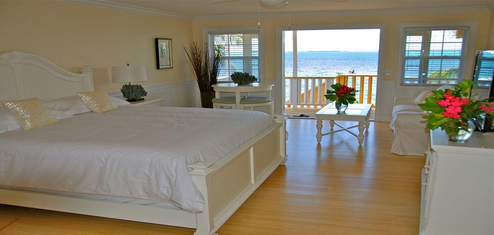 Bluff House Beach Resort & Marina Green Turtle Cay Buitenkant foto